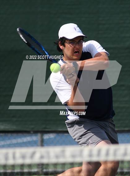 Thumbnail 2 in TSSAA District 8 AA Individual Tournament Round 2 photogallery.