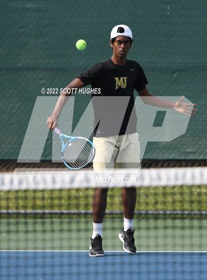 Thumbnail 3 in TSSAA District 8 AA Individual Tournament Round 2 photogallery.