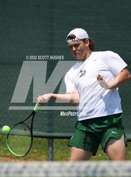 Thumbnail 1 in TSSAA District 8 AA Individual Tournament Round 2 photogallery.