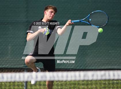 Thumbnail 3 in TSSAA District 8 AA Individual Tournament Round 2 photogallery.