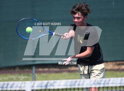 Thumbnail 1 in TSSAA District 8 AA Individual Tournament Round 2 photogallery.