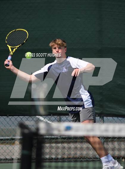 Thumbnail 3 in TSSAA District 8 AA Individual Tournament Round 2 photogallery.