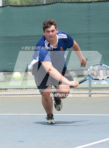 Thumbnail 3 in TSSAA District 8 AA Individual Tournament Round 2 photogallery.