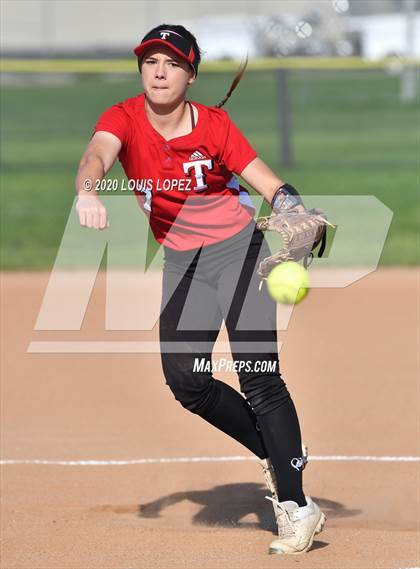 Thumbnail 3 in Troy @ Charter Oak photogallery.