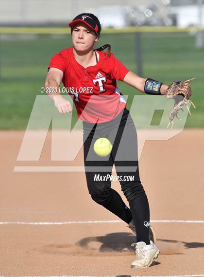 Thumbnail 2 in Troy @ Charter Oak photogallery.