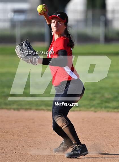 Thumbnail 2 in Troy @ Charter Oak photogallery.