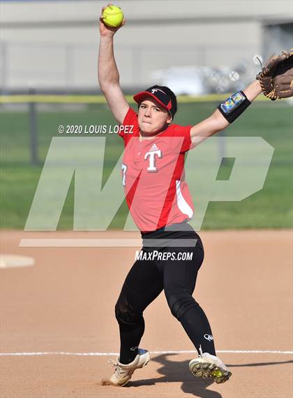 Thumbnail 1 in Troy @ Charter Oak photogallery.