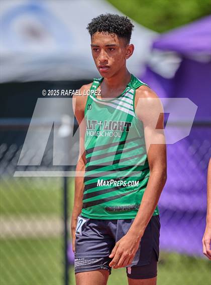 Thumbnail 2 in Lake Houston Conquerors Invitational (800M) photogallery.