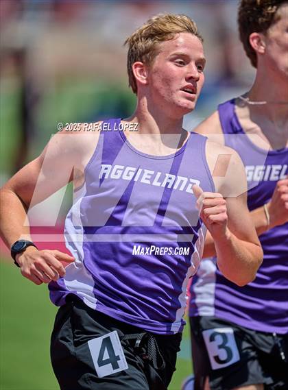 Thumbnail 1 in Lake Houston Conquerors Invitational (800M) photogallery.