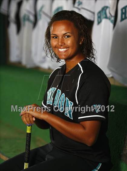 Thumbnail 2 in Sheldon (Varsity Softball Team & Individual photos) photogallery.
