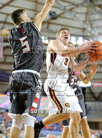 Thumbnail 3 in O'Dea vs. Stanwood (WIAA 3A Quarterfinal)  photogallery.