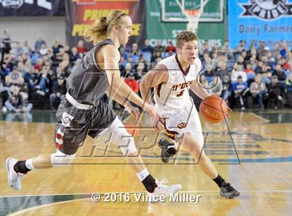 Thumbnail 2 in O'Dea vs. Stanwood (WIAA 3A Quarterfinal)  photogallery.
