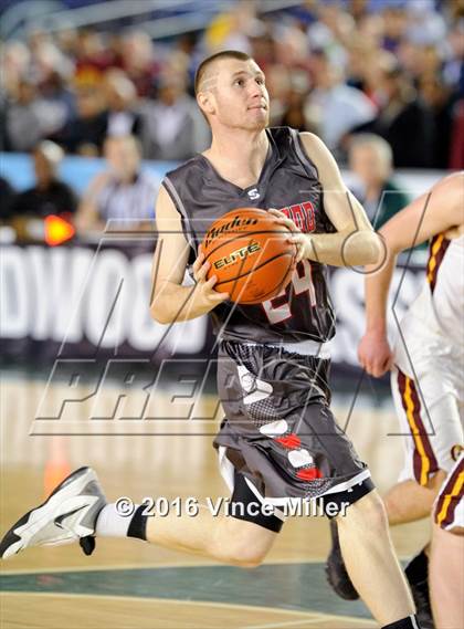 Thumbnail 2 in O'Dea vs. Stanwood (WIAA 3A Quarterfinal)  photogallery.