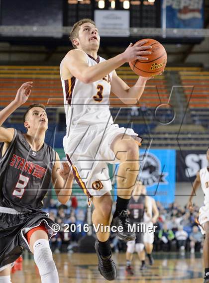 Thumbnail 3 in O'Dea vs. Stanwood (WIAA 3A Quarterfinal)  photogallery.