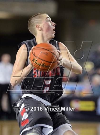 Thumbnail 3 in O'Dea vs. Stanwood (WIAA 3A Quarterfinal)  photogallery.