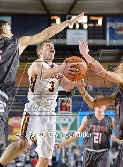 Thumbnail 1 in O'Dea vs. Stanwood (WIAA 3A Quarterfinal)  photogallery.