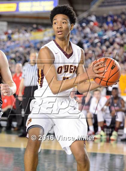 Thumbnail 1 in O'Dea vs. Stanwood (WIAA 3A Quarterfinal)  photogallery.
