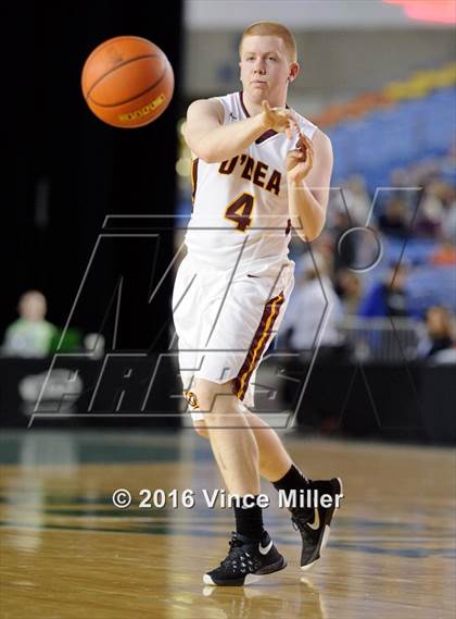 Thumbnail 2 in O'Dea vs. Stanwood (WIAA 3A Quarterfinal)  photogallery.