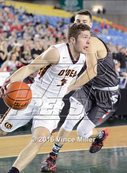 Thumbnail 2 in O'Dea vs. Stanwood (WIAA 3A Quarterfinal)  photogallery.