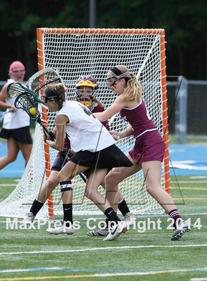 Thumbnail 3 in Stonington vs. Granby Memorial (CIAC Class S Final) photogallery.