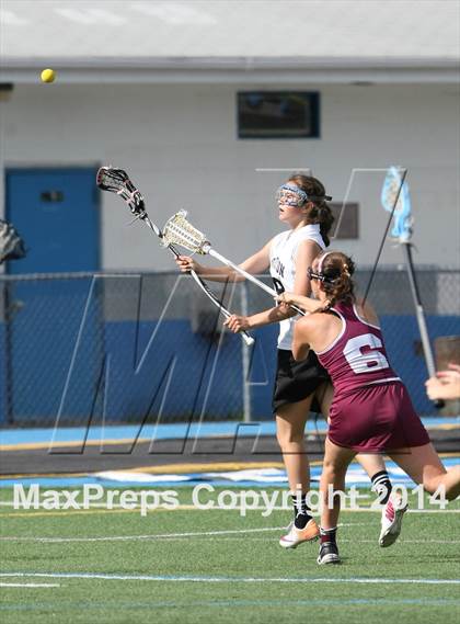 Thumbnail 3 in Stonington vs. Granby Memorial (CIAC Class S Final) photogallery.