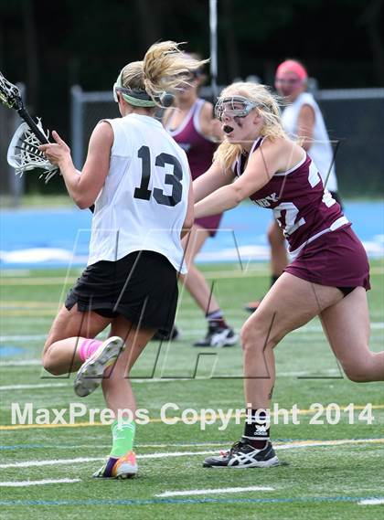 Thumbnail 2 in Stonington vs. Granby Memorial (CIAC Class S Final) photogallery.