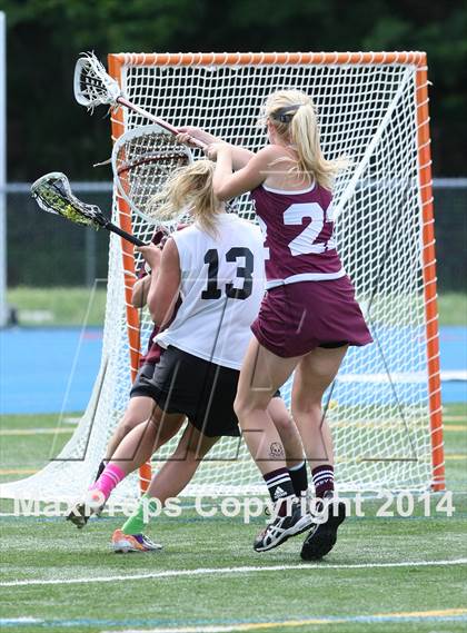 Thumbnail 1 in Stonington vs. Granby Memorial (CIAC Class S Final) photogallery.
