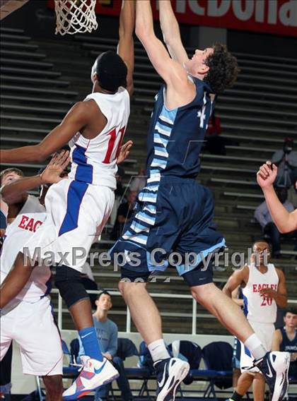 Thumbnail 1 in Kingwood @ Dawson (McDonald's Texas Invitational) photogallery.