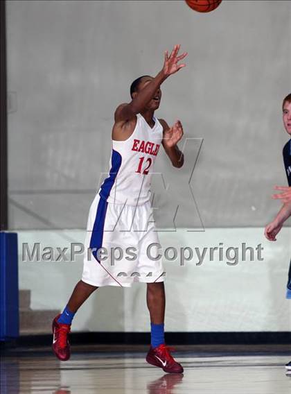 Thumbnail 2 in Kingwood @ Dawson (McDonald's Texas Invitational) photogallery.