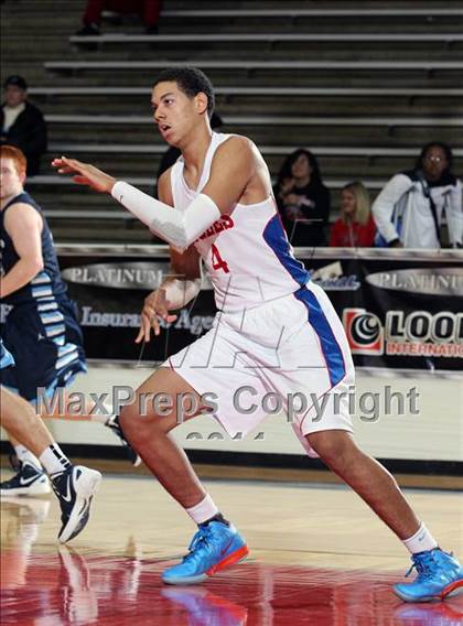 Thumbnail 2 in Kingwood @ Dawson (McDonald's Texas Invitational) photogallery.