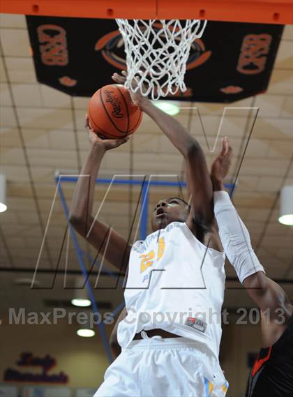 Thumbnail 2 in Huntington St. Joseph Prep vs Atlanta Sports Academy (Marshall County Hoopfest) photogallery.