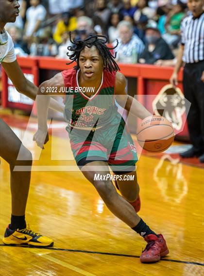 Thumbnail 3 in Cathedral vs. Lawrence North (IHSAA 4A Sectional Final) photogallery.