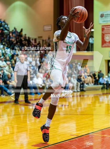 Thumbnail 3 in Cathedral vs. Lawrence North (IHSAA 4A Sectional Final) photogallery.