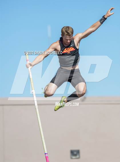 Thumbnail 2 in AIA Track & Field Championships (Boys Pole Vault DIV 1) photogallery.