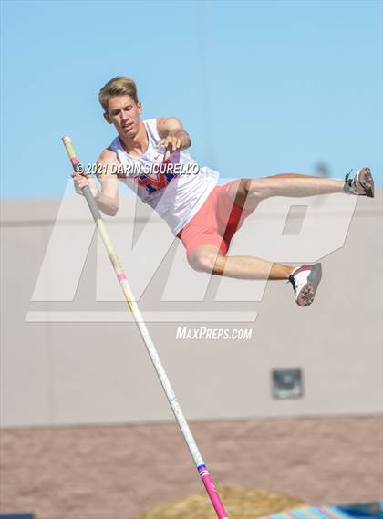 Thumbnail 1 in AIA Track & Field Championships (Boys Pole Vault DIV 1) photogallery.