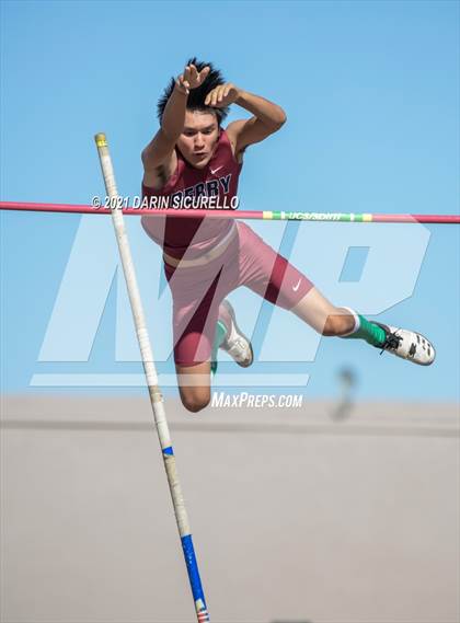 Thumbnail 1 in AIA Track & Field Championships (Boys Pole Vault DIV 1) photogallery.