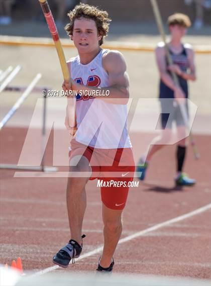 Thumbnail 3 in AIA Track & Field Championships (Boys Pole Vault DIV 1) photogallery.