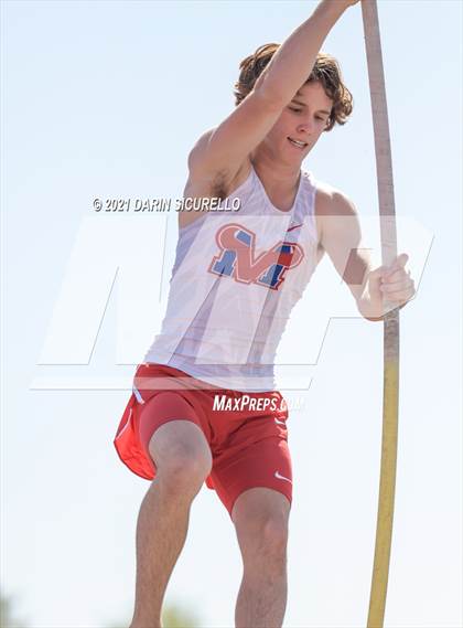 Thumbnail 2 in AIA Track & Field Championships (Boys Pole Vault DIV 1) photogallery.