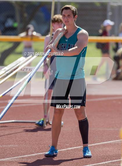 Thumbnail 1 in AIA Track & Field Championships (Boys Pole Vault DIV 1) photogallery.