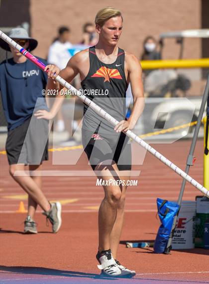 Thumbnail 1 in AIA Track & Field Championships (Boys Pole Vault DIV 1) photogallery.