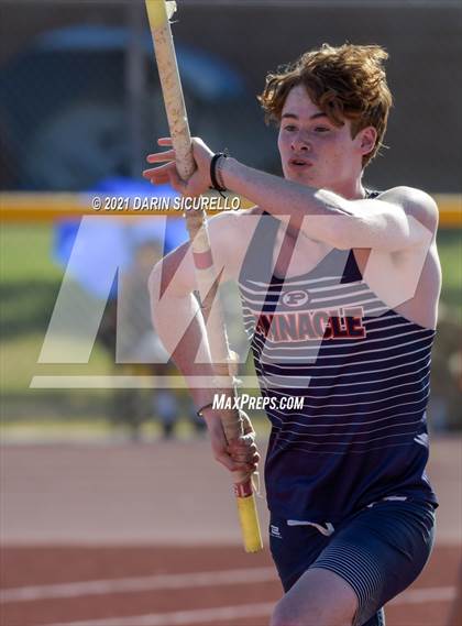 Thumbnail 3 in AIA Track & Field Championships (Boys Pole Vault DIV 1) photogallery.