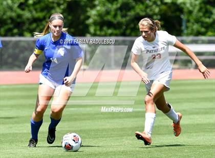 Thumbnail 3 in Franklin Academy vs. Community School of Davidson (NCHSAA 1A Final) photogallery.