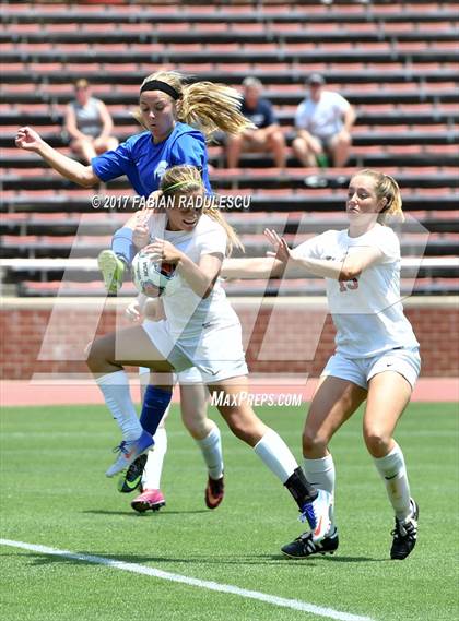 Thumbnail 1 in Franklin Academy vs. Community School of Davidson (NCHSAA 1A Final) photogallery.