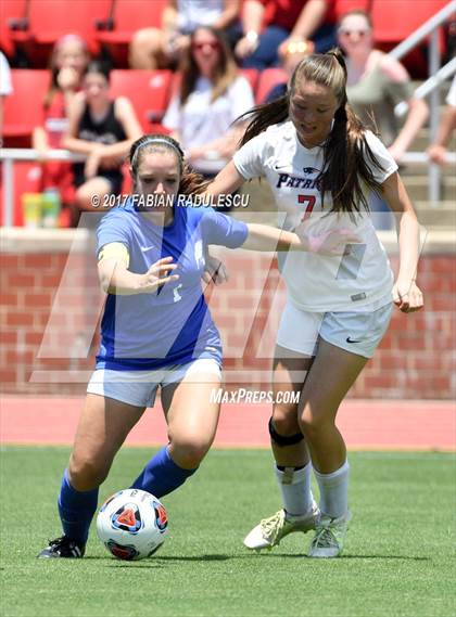 Thumbnail 2 in Franklin Academy vs. Community School of Davidson (NCHSAA 1A Final) photogallery.