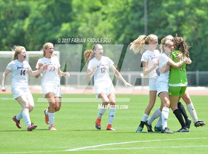 Thumbnail 2 in Franklin Academy vs. Community School of Davidson (NCHSAA 1A Final) photogallery.