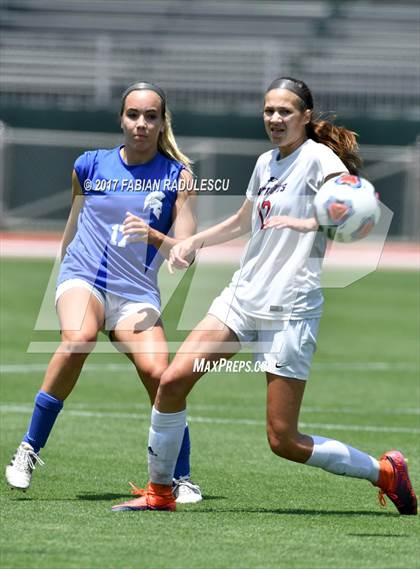 Thumbnail 2 in Franklin Academy vs. Community School of Davidson (NCHSAA 1A Final) photogallery.