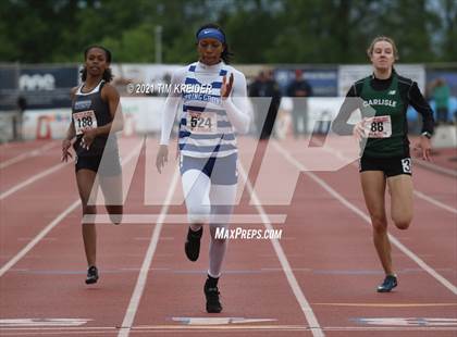 Thumbnail 2 in PIAA Class AAA Track & Field Championships photogallery.