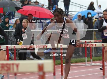 Thumbnail 3 in PIAA Class AAA Track & Field Championships photogallery.