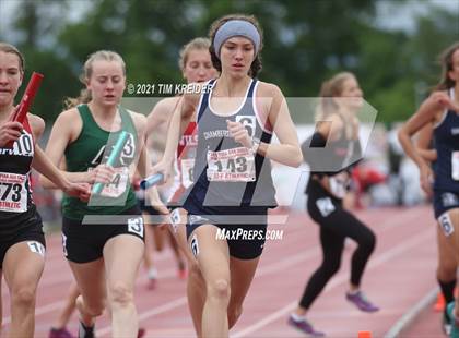 Thumbnail 1 in PIAA Class AAA Track & Field Championships photogallery.