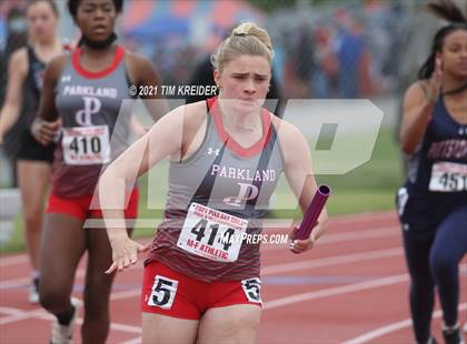 Thumbnail 1 in PIAA Class AAA Track & Field Championships photogallery.